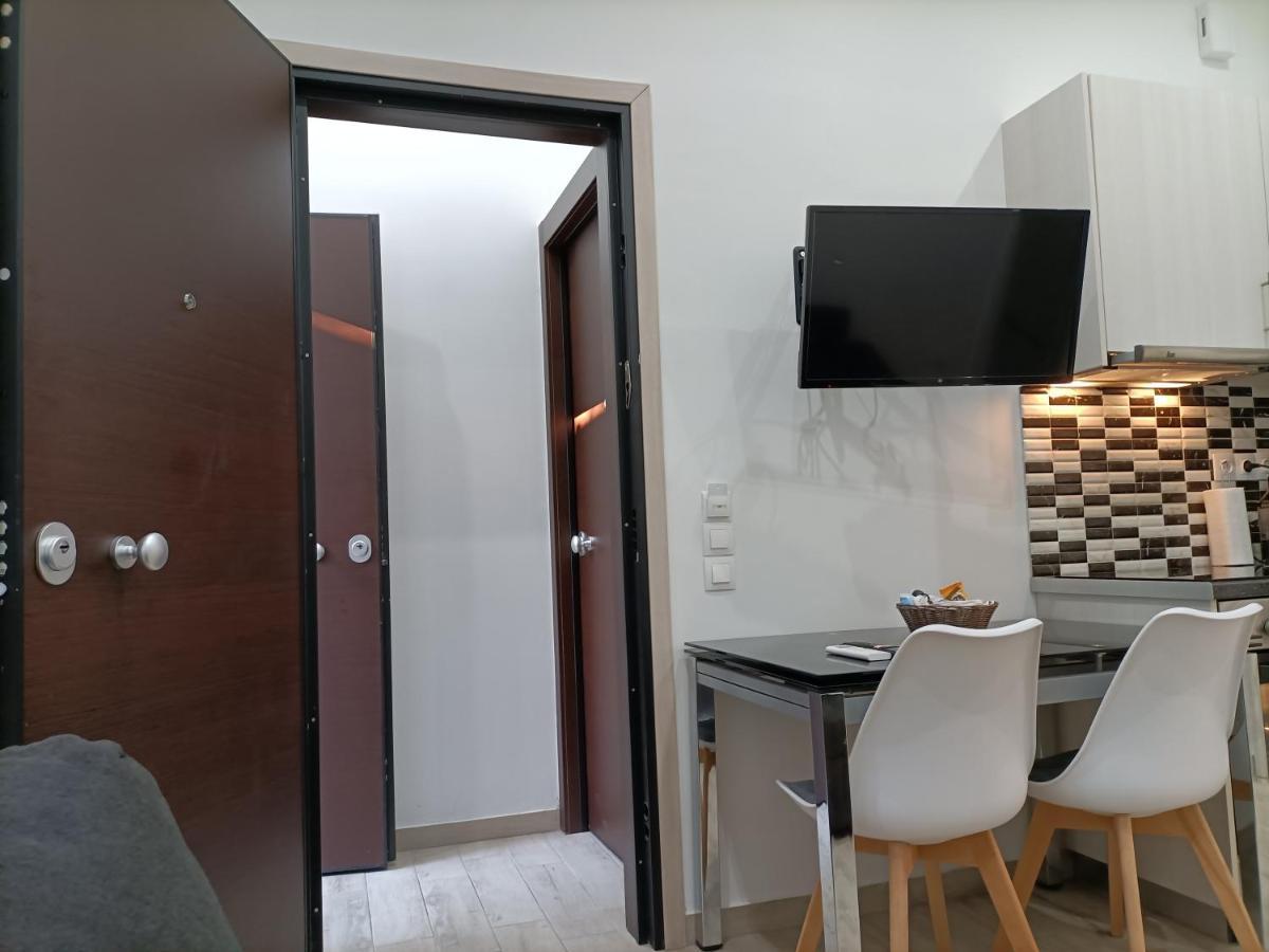 Beautiful Pedestrian Apartment Athena Bagian luar foto